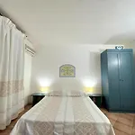 Isa - With Swimming Pool In 3* Porto Rotondo