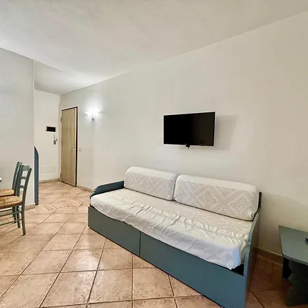 Lejlighedshotel Isa - With Swimming Pool In