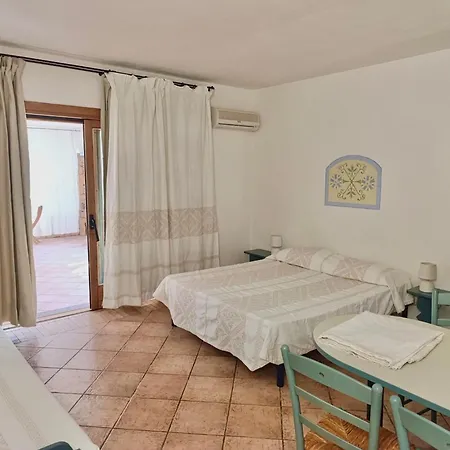 Isa - With Swimming Pool In 4* Porto Rotondo
