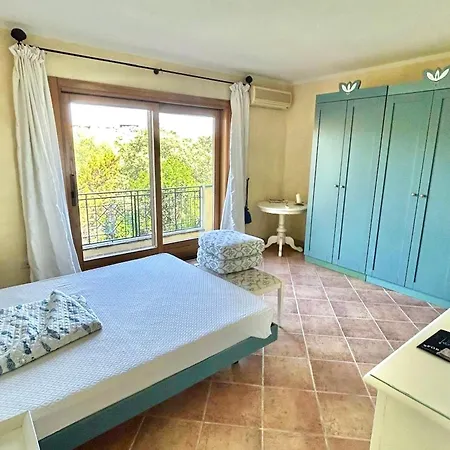 Isa - With Swimming Pool In Porto Rotondo