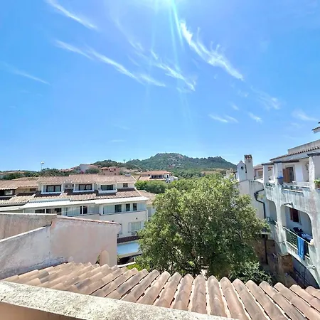 Aparthotel Isa - With Swimming Pool In Porto Rotondo