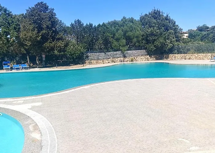 Isa - With Swimming Pool In